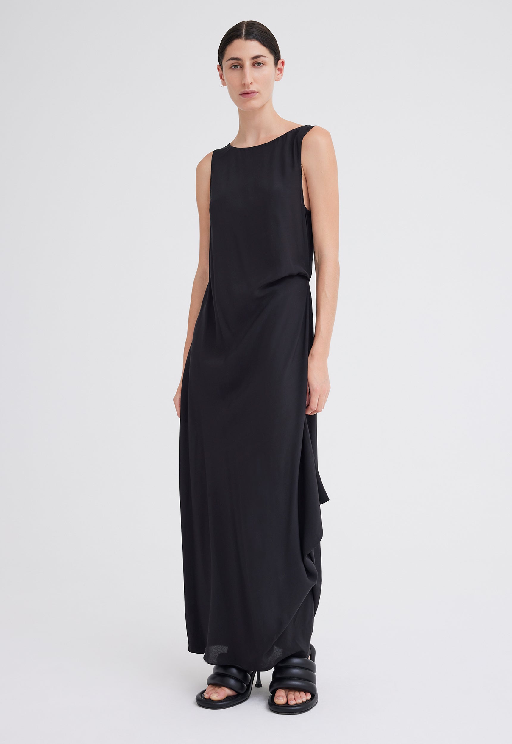 Black tonal sleeveless dress