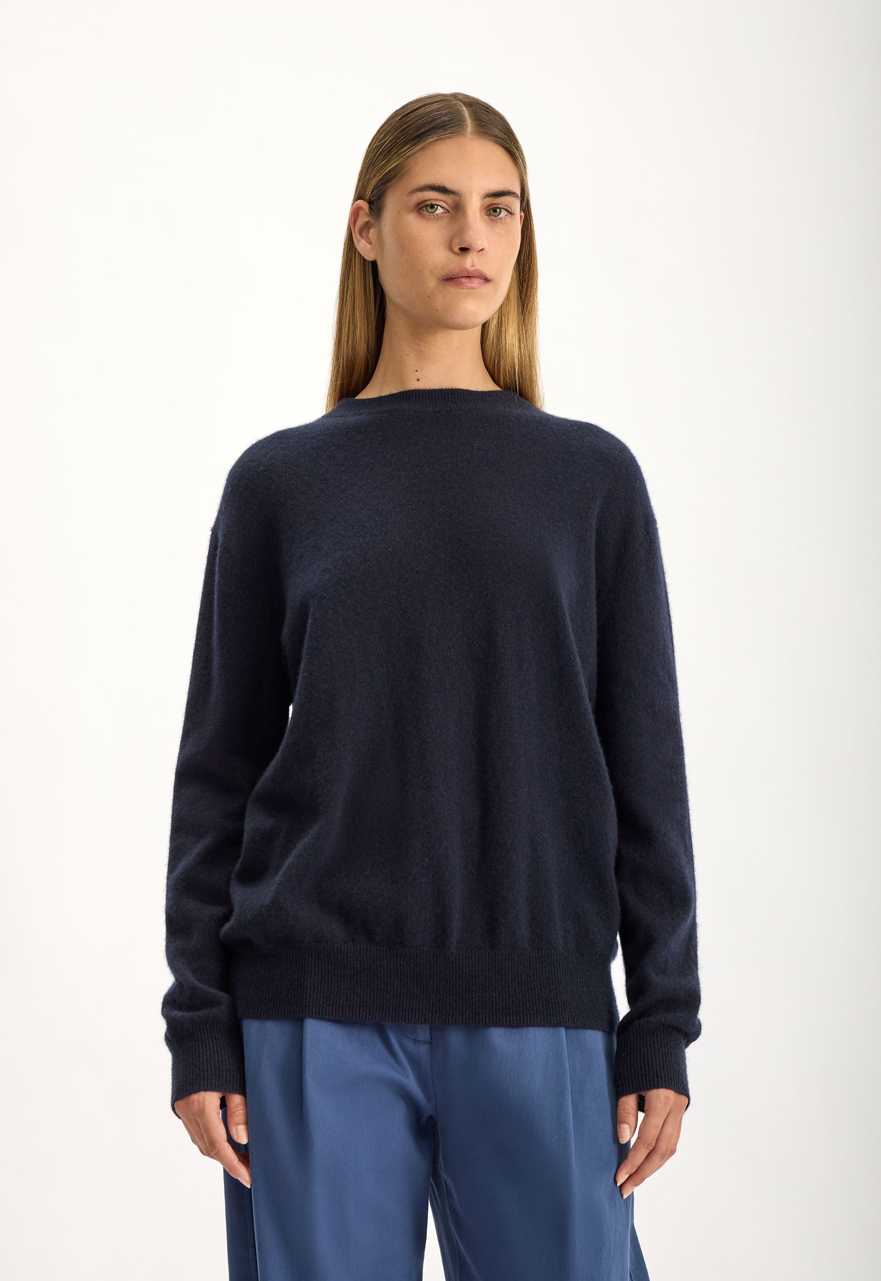 Morrow Cashmere Sweater in Darkest Navy | Jac + Jack – Jac + Jack AU