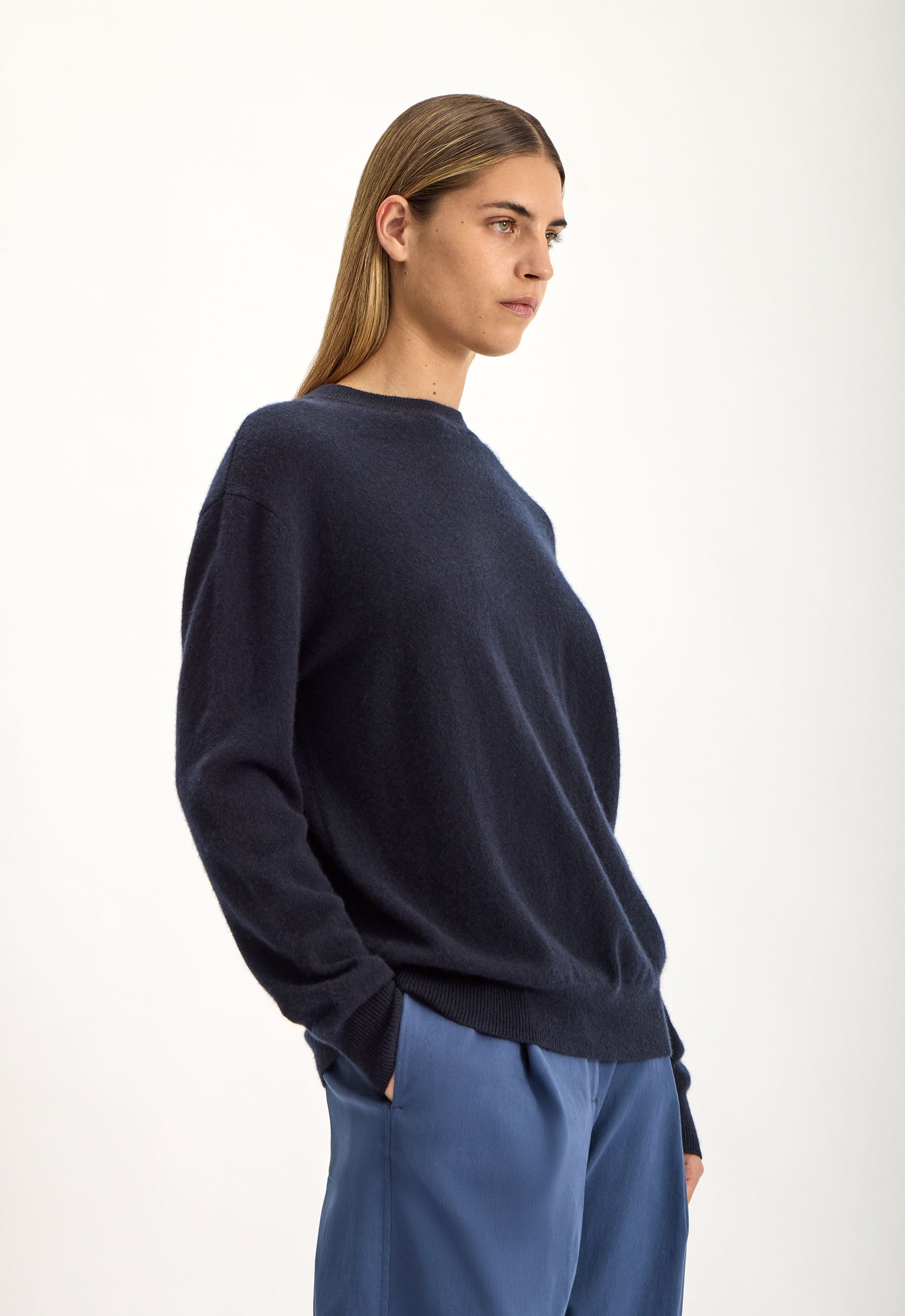 Morrow Cashmere Sweater in Darkest Navy | Jac + Jack – Jac + Jack AU
