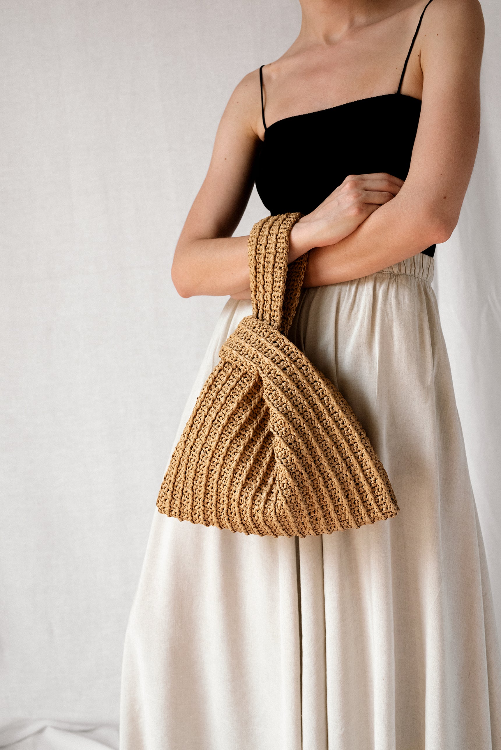 Plexida Raffia Knot Bag - Tan – Jac + Jack AU