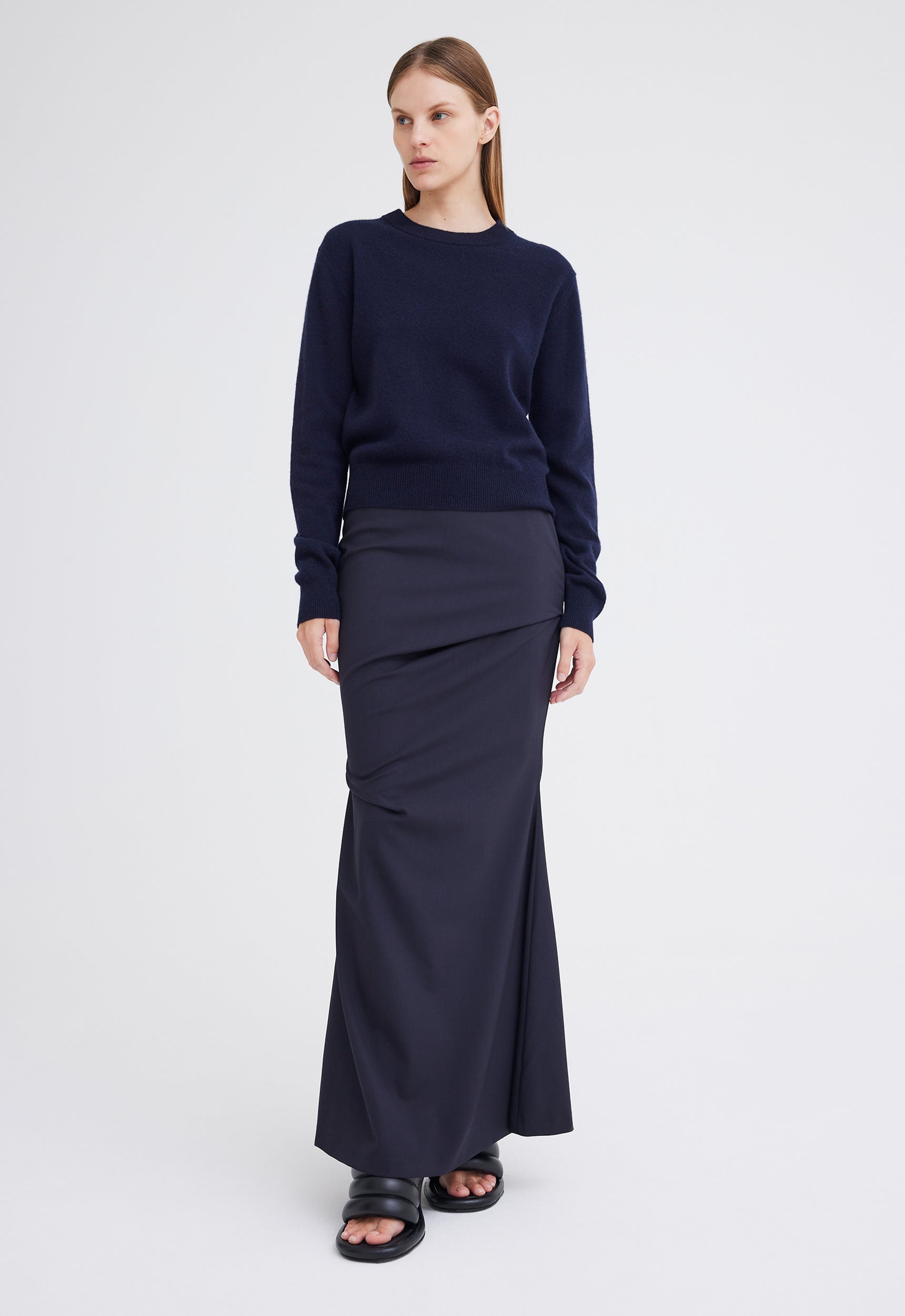 Peter Cashmere Sweater - Darkest Navy – Jac + Jack AU